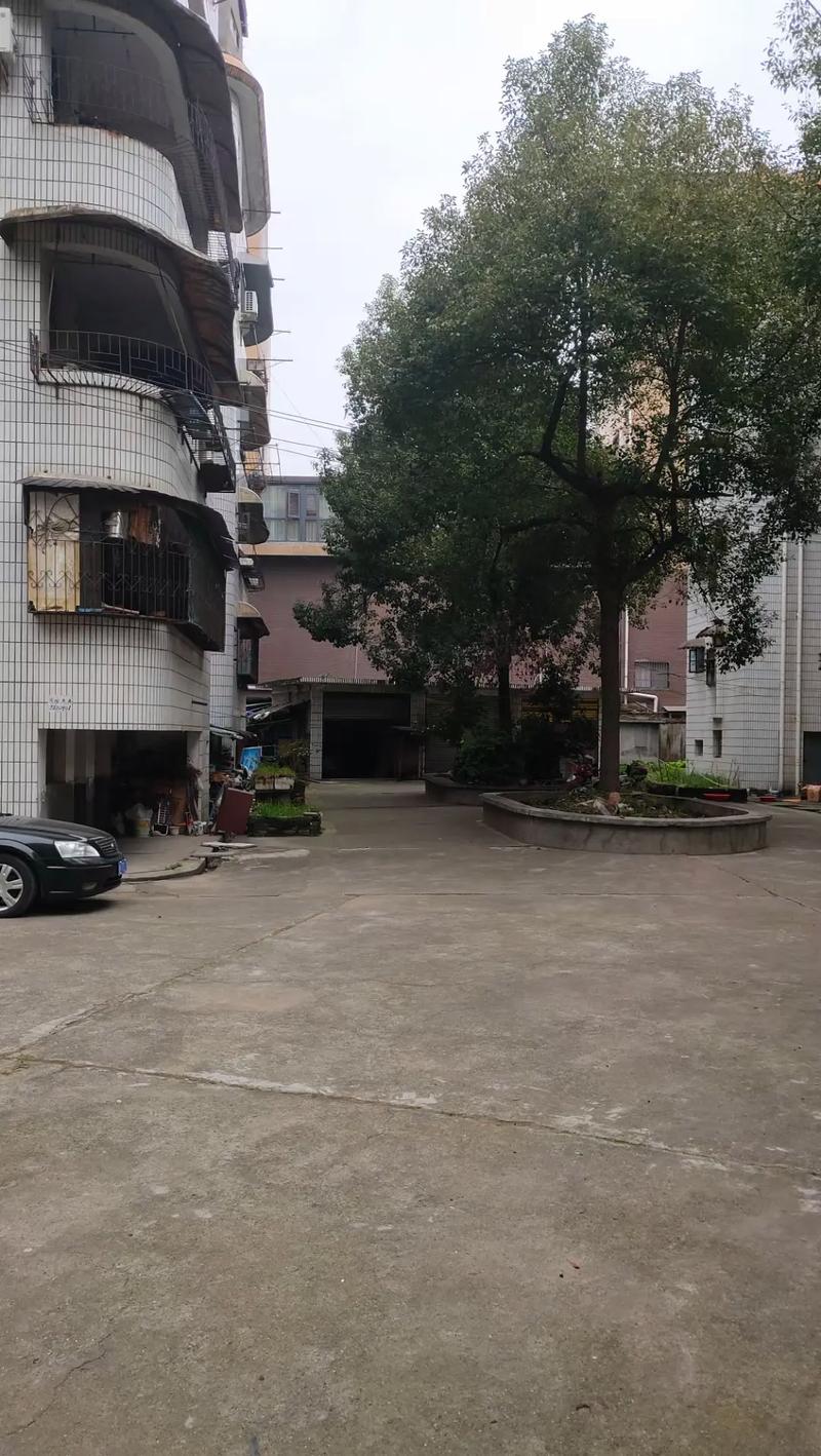 达州南外烟草公司家属院【达州市烟草专卖局电话】